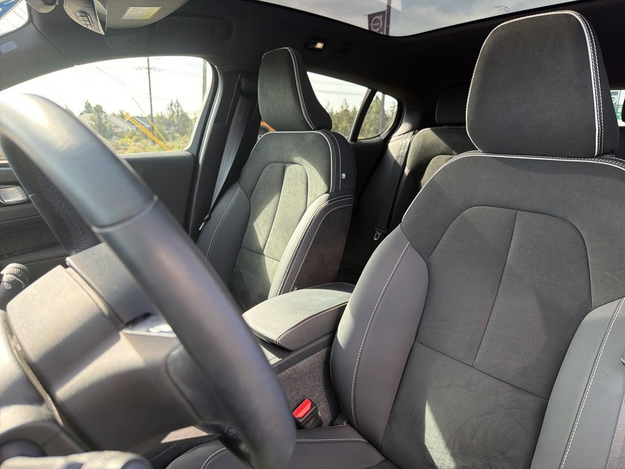2023 Volvo C40 Recharge Pure Electric Ultimate Bend OR