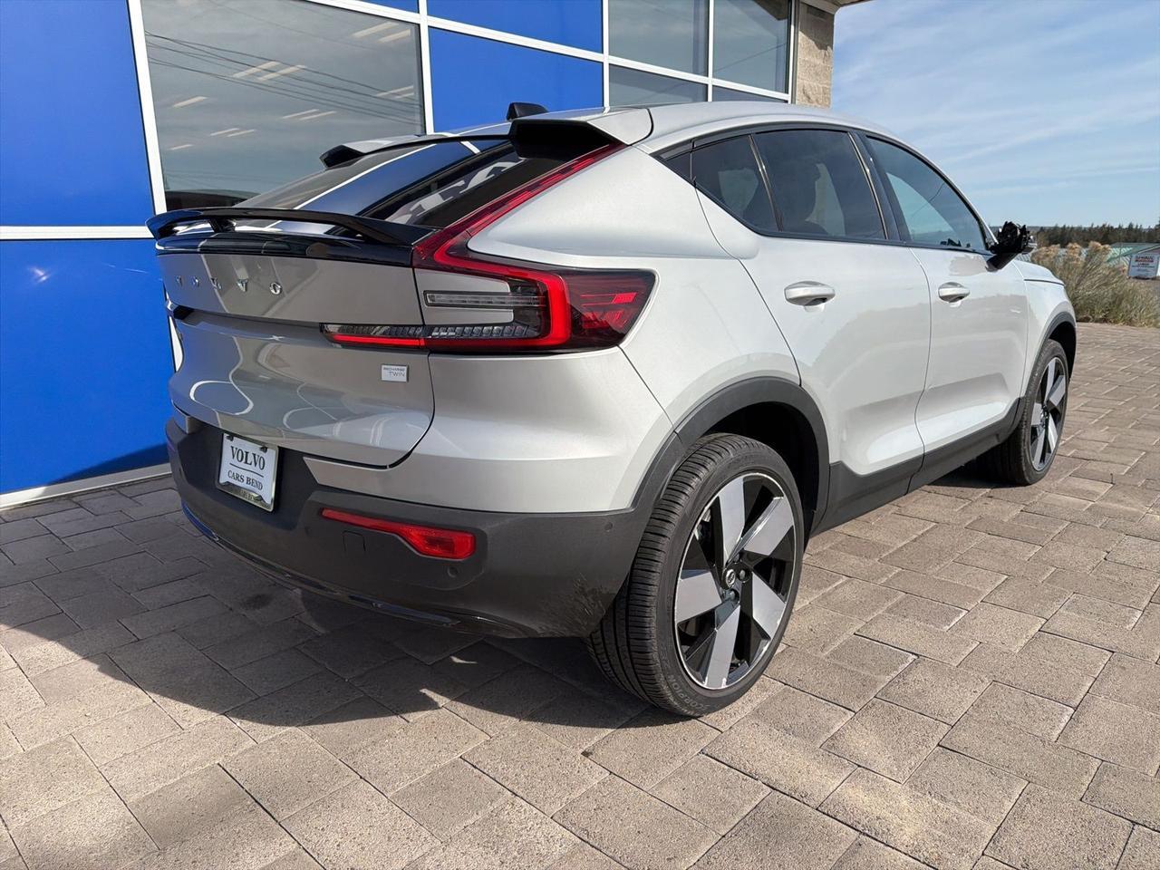 2023 Volvo C40 Recharge Pure Electric Ultimate Bend OR