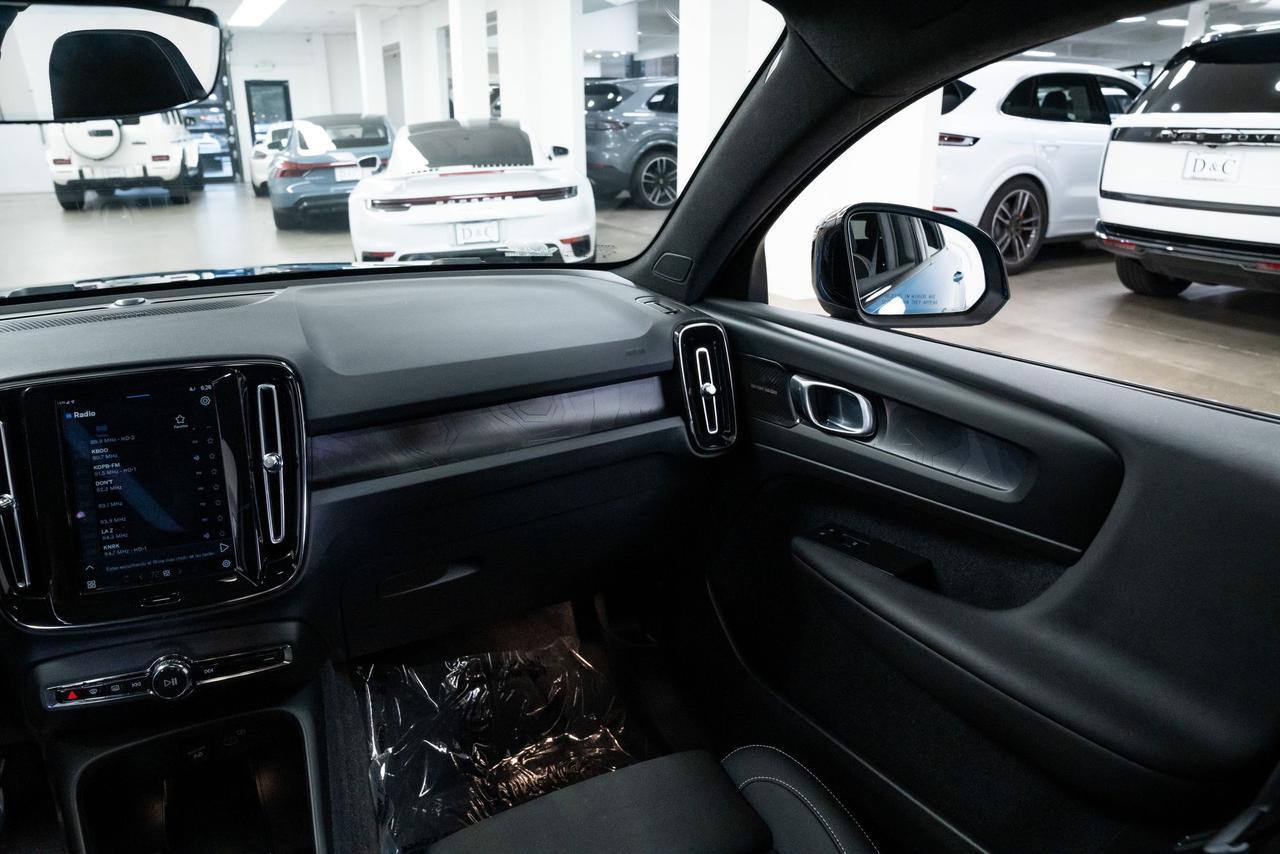 2023 Volvo C40 Recharge Pure Electric Ultimate Surround View Camera Harman Kardon Sound Portland OR