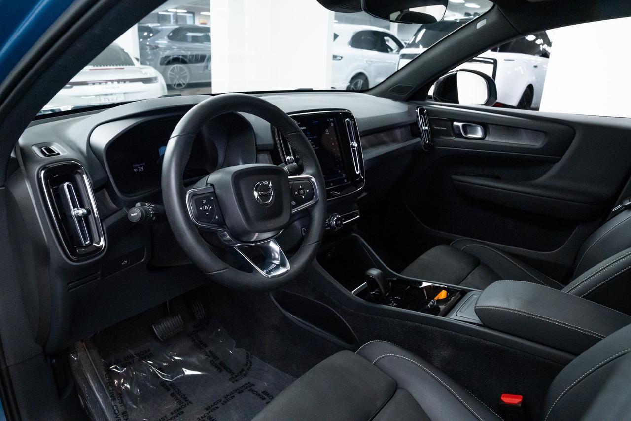 2023 Volvo C40 Recharge Pure Electric Ultimate Surround View Camera Harman Kardon Sound Portland OR