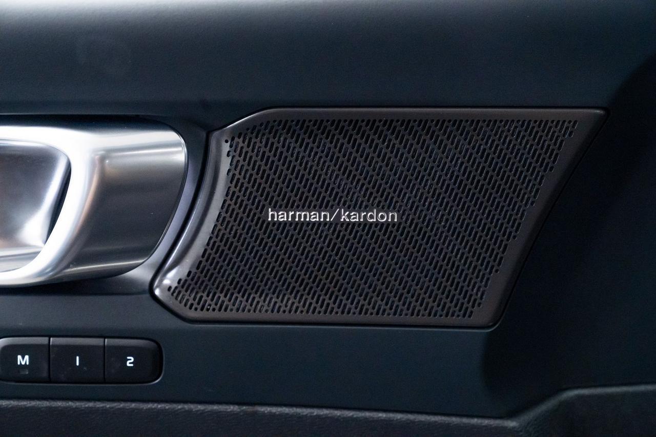 2023 Volvo C40 Recharge Pure Electric Ultimate Surround View Camera Harman Kardon Sound Portland OR