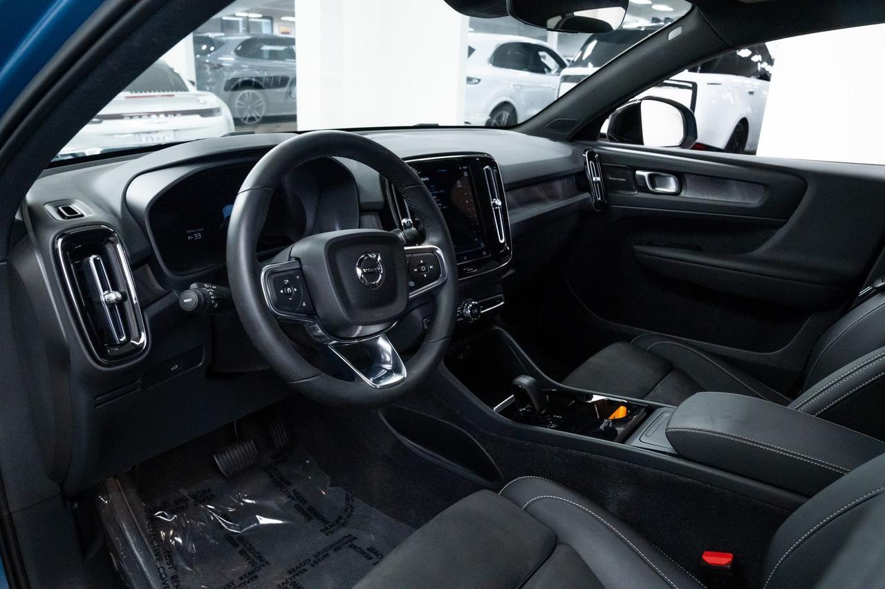 2023 Volvo C40 Recharge Pure Electric Ultimate Surround View Camera Harman Kardon Sound Portland OR