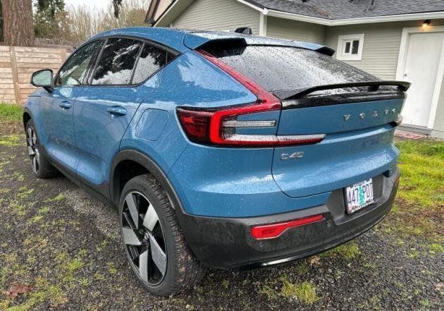 2023 Volvo C40 Recharge Pure Electric Ultimate Surround View Camera Harman Kardon Sound Portland OR