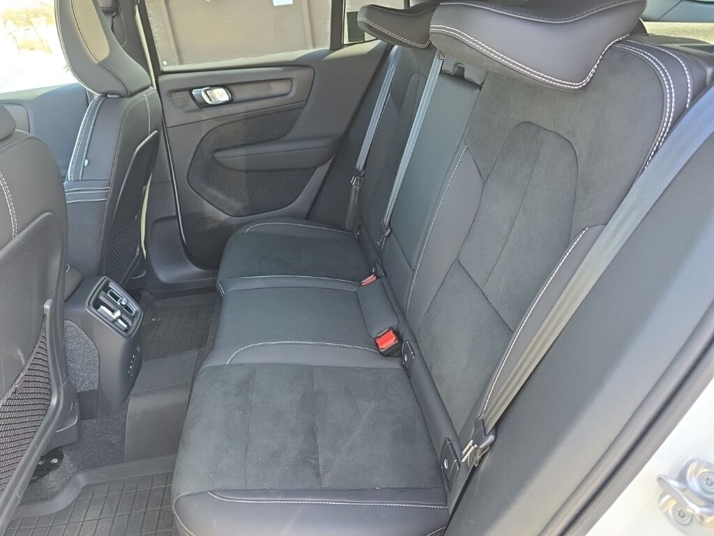 2023 Volvo C40 Recharge Pure Electric Ultimate Hunt Valley MD