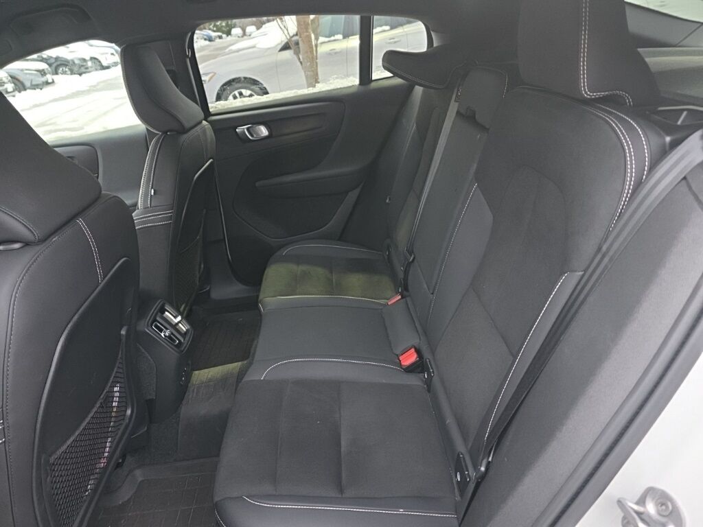 2023 Volvo C40 Recharge Pure Electric Ultimate Hunt Valley MD