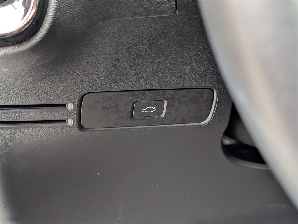 2023 Volvo C40 Recharge Pure Electric Ultimate Hunt Valley MD