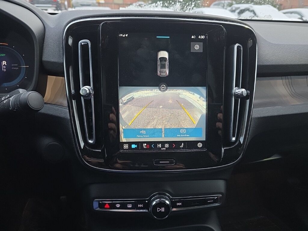 2023 Volvo C40 Recharge Pure Electric Ultimate Hunt Valley MD