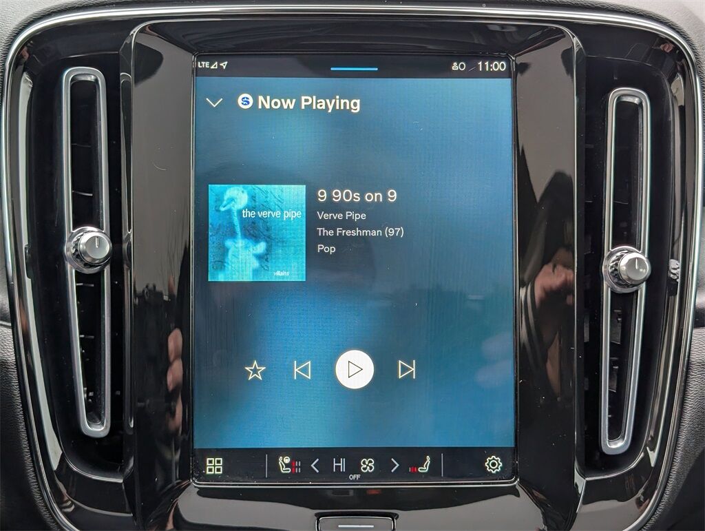 2023 Volvo C40 Recharge Pure Electric Ultimate Hunt Valley MD