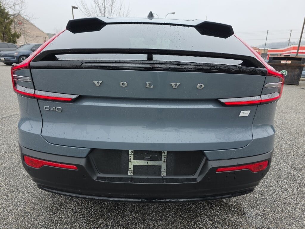 2023 Volvo C40 Recharge Pure Electric Ultimate Hunt Valley MD