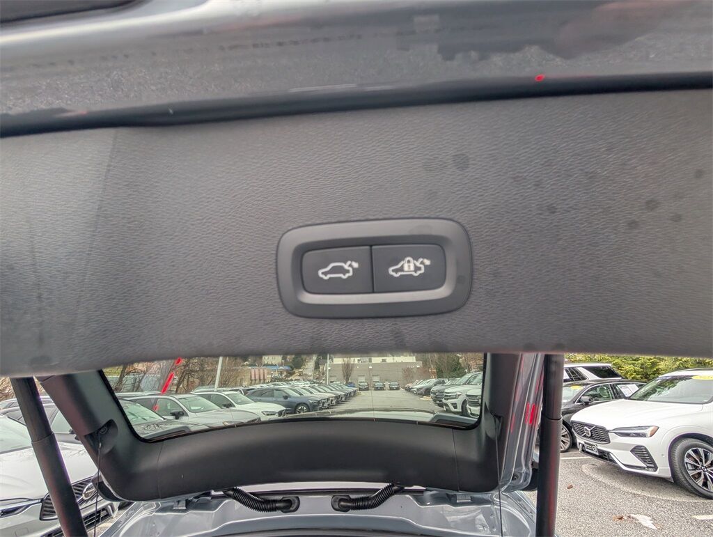 2023 Volvo C40 Recharge Pure Electric Ultimate Hunt Valley MD