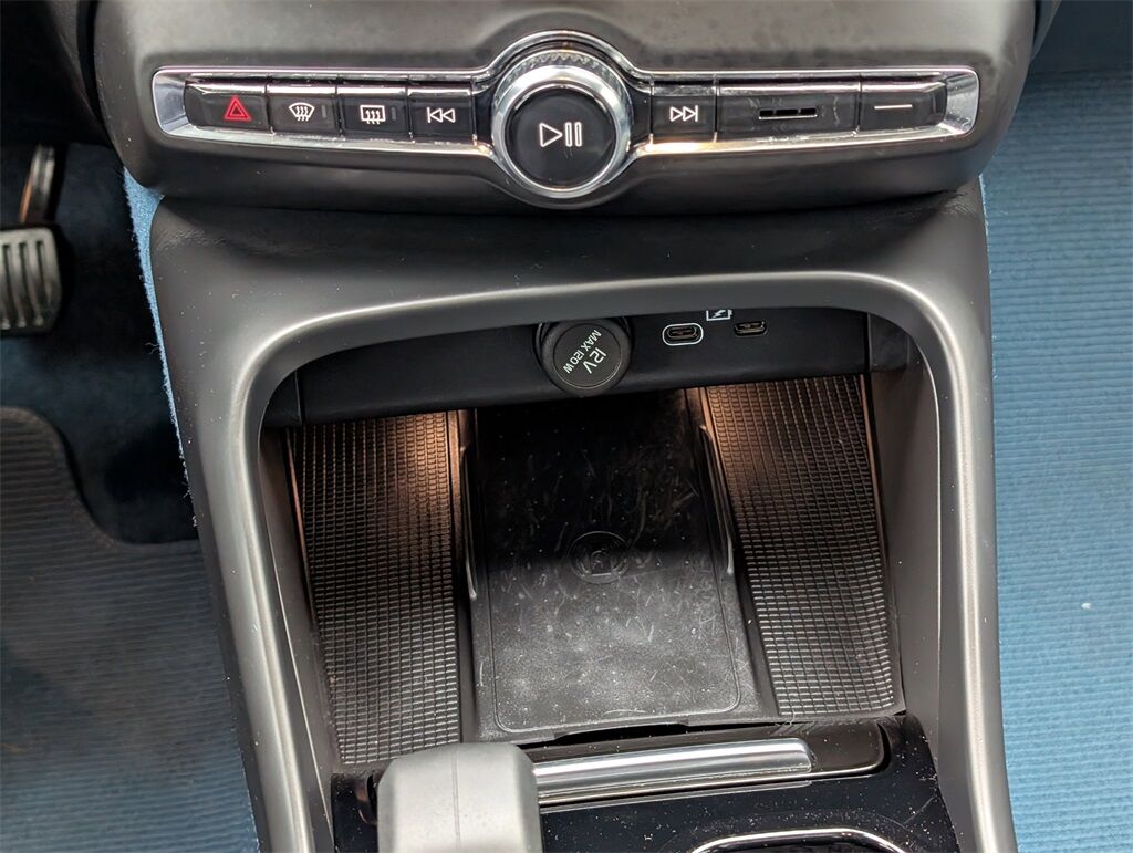 2023 Volvo C40 Recharge Pure Electric Ultimate Hunt Valley MD