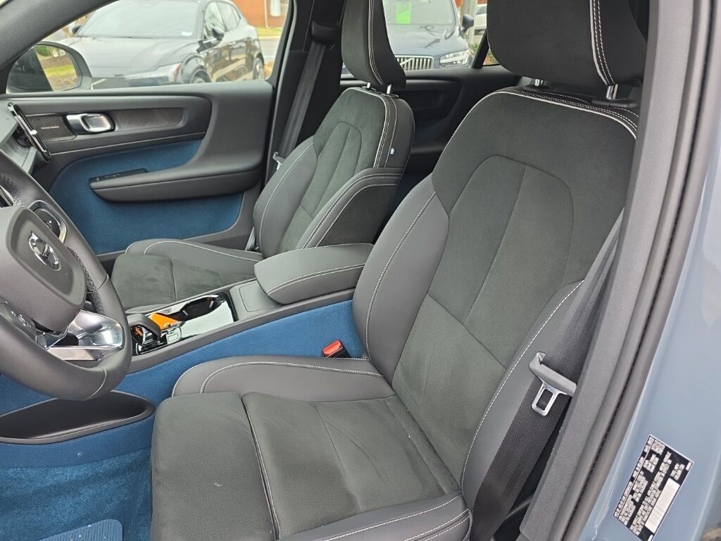 2023 Volvo C40 Recharge Pure Electric Ultimate Hunt Valley MD