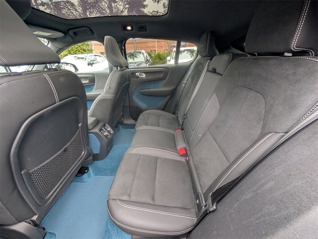 2023 Volvo C40 Recharge Pure Electric Ultimate Hunt Valley MD