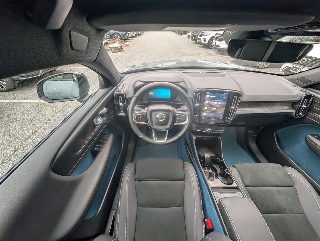2023 Volvo C40 Recharge Pure Electric Ultimate Hunt Valley MD