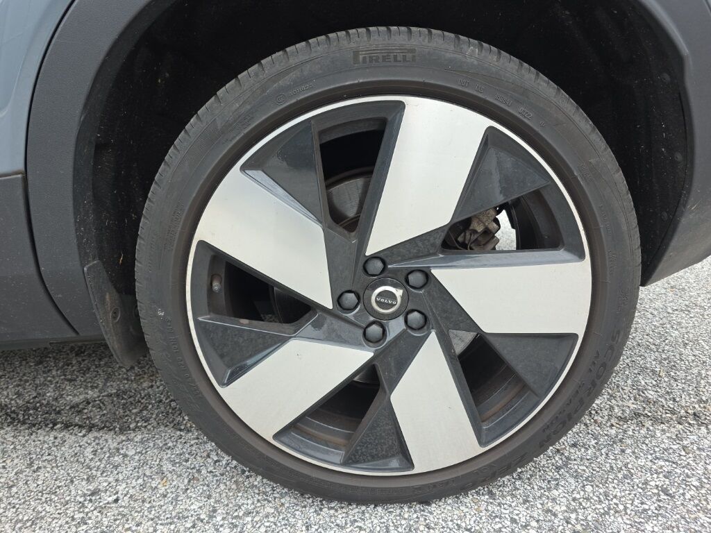 2023 Volvo C40 Recharge Pure Electric Ultimate Hunt Valley MD