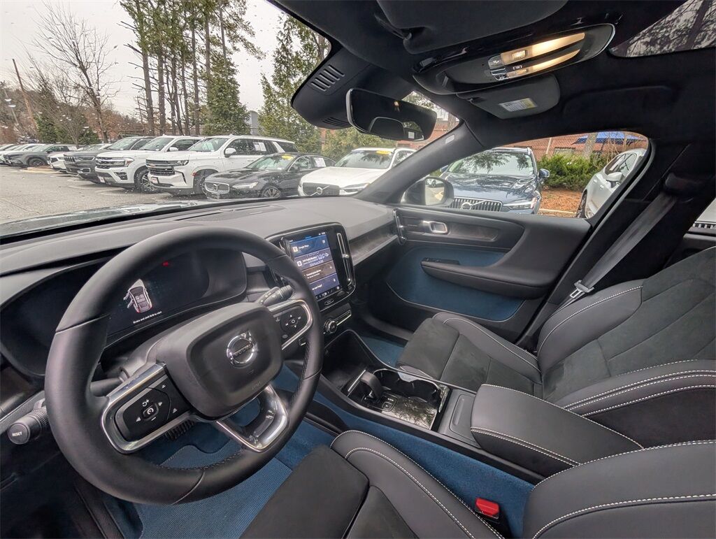 2023 Volvo C40 Recharge Pure Electric Ultimate Hunt Valley MD