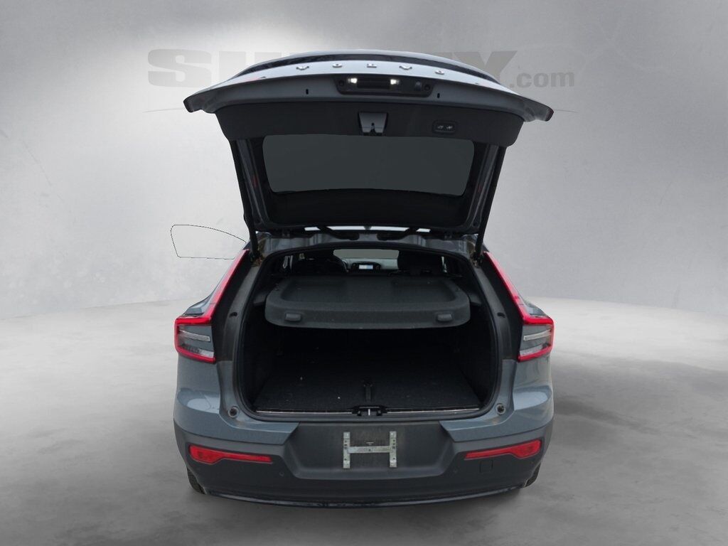 2023 Volvo C40 Recharge Pure Electric Ultimate Hunt Valley MD