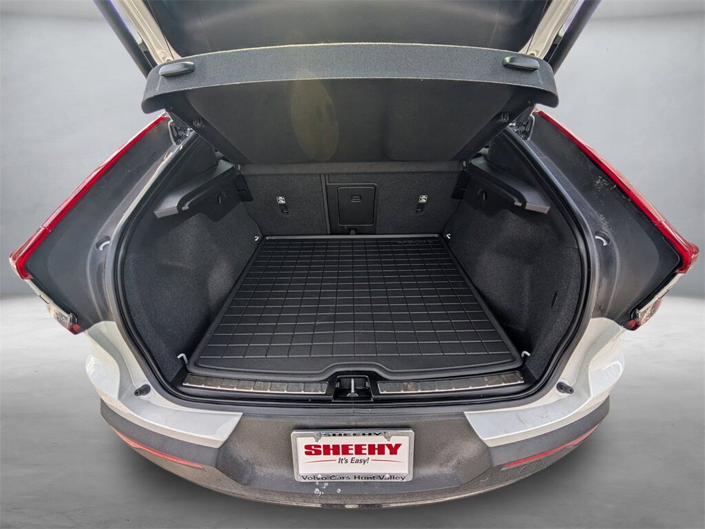 2023 Volvo C40 Recharge Pure Electric Ultimate Hunt Valley MD