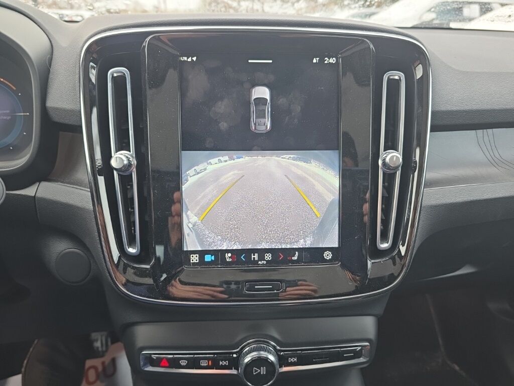 2023 Volvo C40 Recharge Pure Electric Ultimate Hunt Valley MD