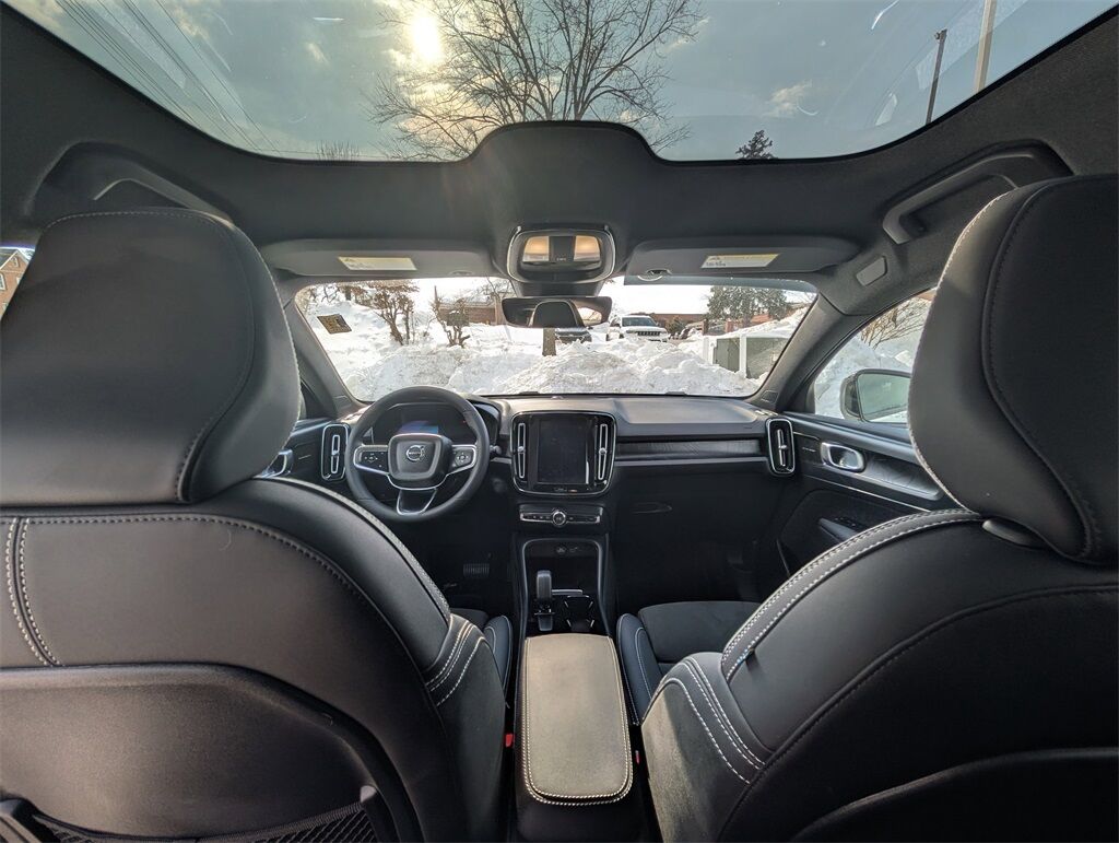 2023 Volvo C40 Recharge Pure Electric Ultimate Hunt Valley MD