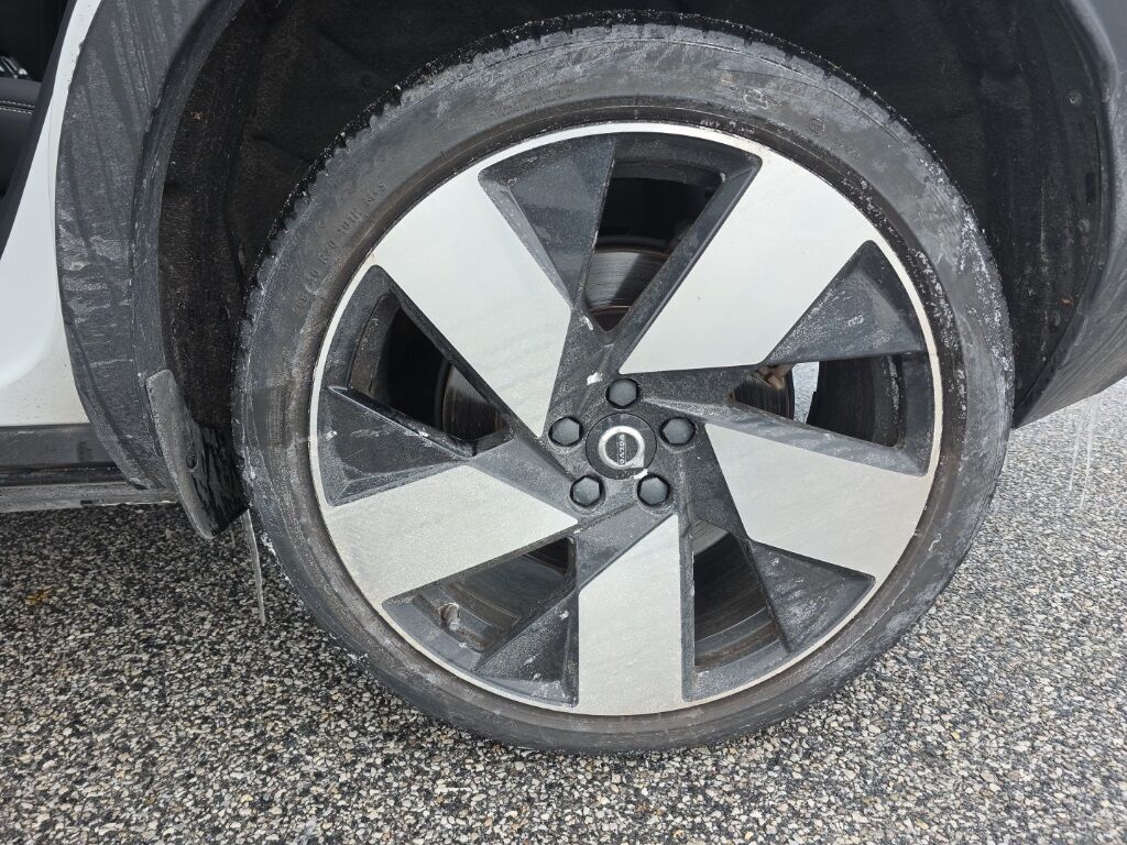 2023 Volvo C40 Recharge Pure Electric Ultimate Hunt Valley MD