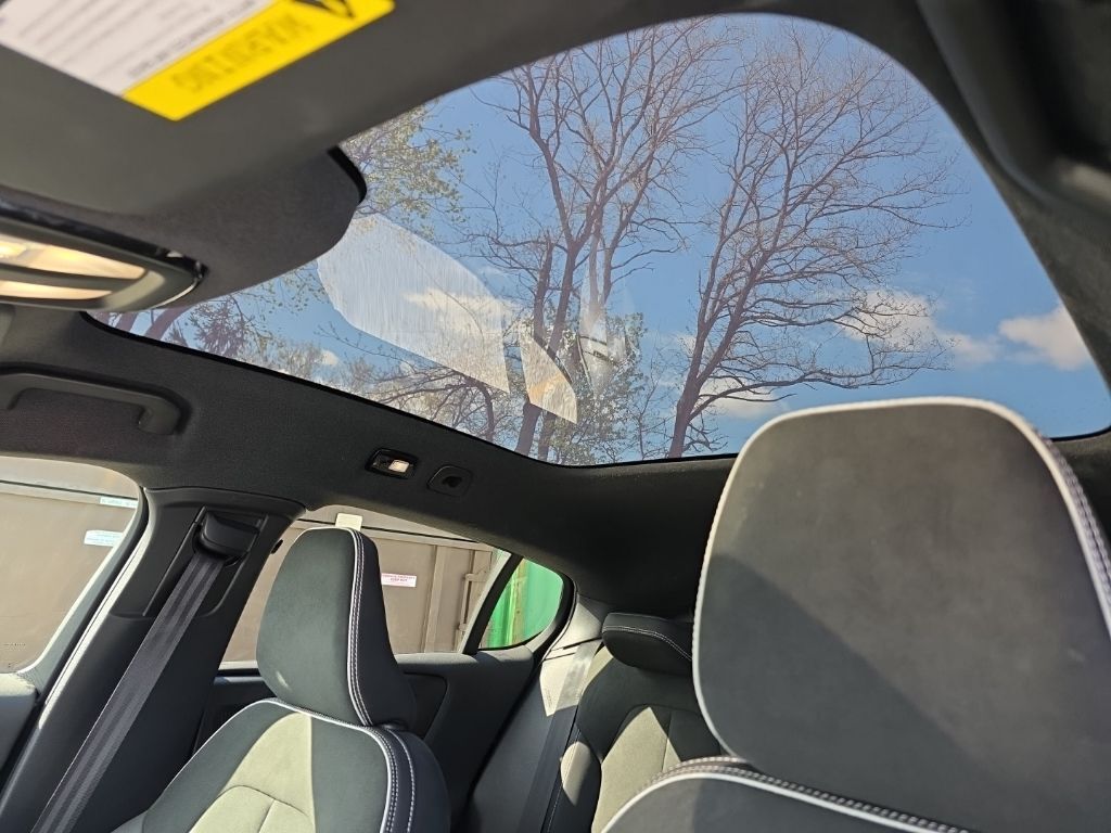 2023 Volvo C40 Recharge Pure Electric Ultimate Hunt Valley MD