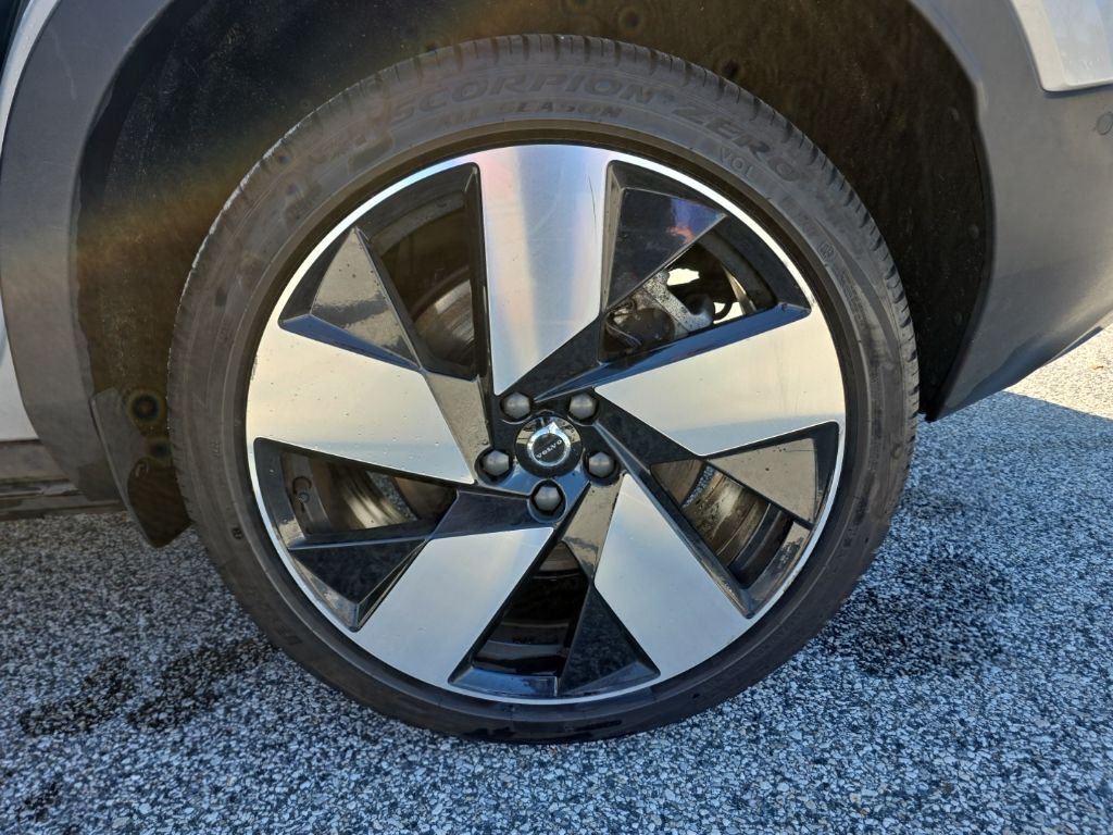 2023 Volvo C40 Recharge Pure Electric Ultimate Hunt Valley MD