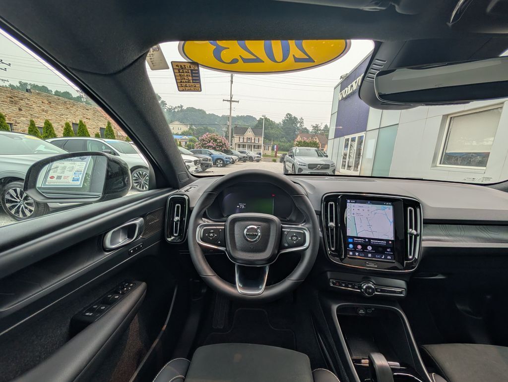 2023 Volvo C40 Recharge Pure Electric Ultimate Hunt Valley MD