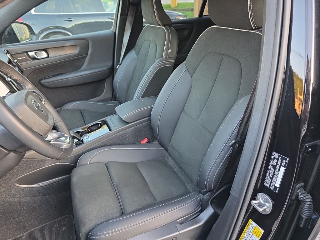 2023 Volvo C40 Recharge Pure Electric Ultimate Hunt Valley MD