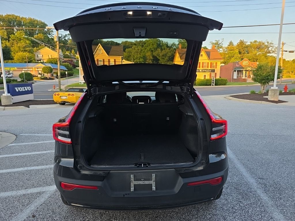 2023 Volvo C40 Recharge Pure Electric Ultimate Hunt Valley MD