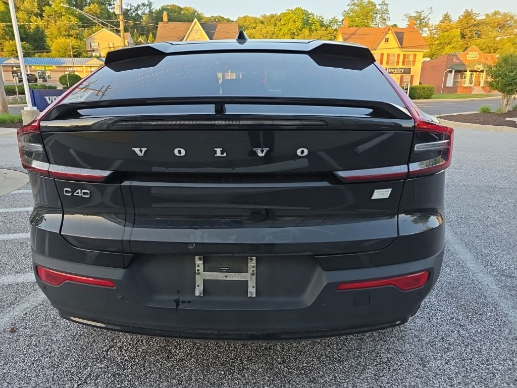 2023 Volvo C40 Recharge Pure Electric Ultimate Hunt Valley MD