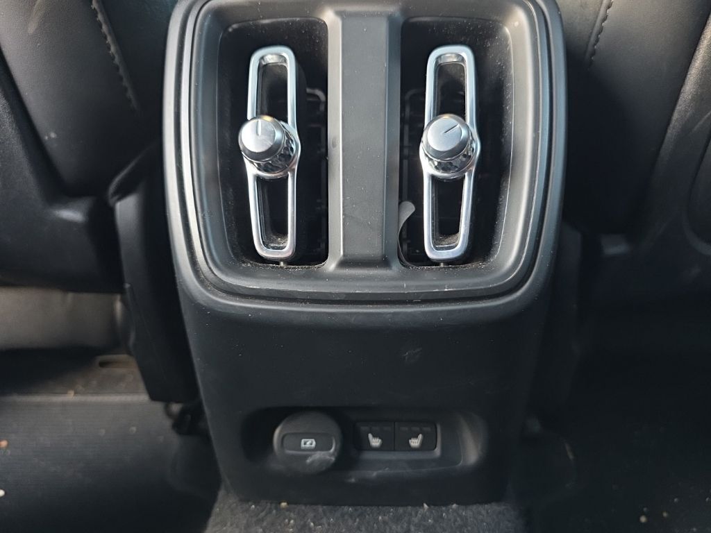 2023 Volvo C40 Recharge Pure Electric Ultimate Hunt Valley MD