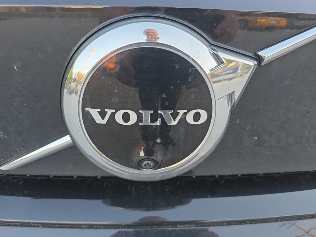 2023 Volvo C40 Recharge Pure Electric Ultimate Hunt Valley MD