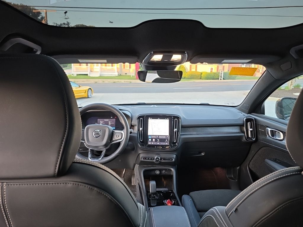 2023 Volvo C40 Recharge Pure Electric Ultimate Hunt Valley MD