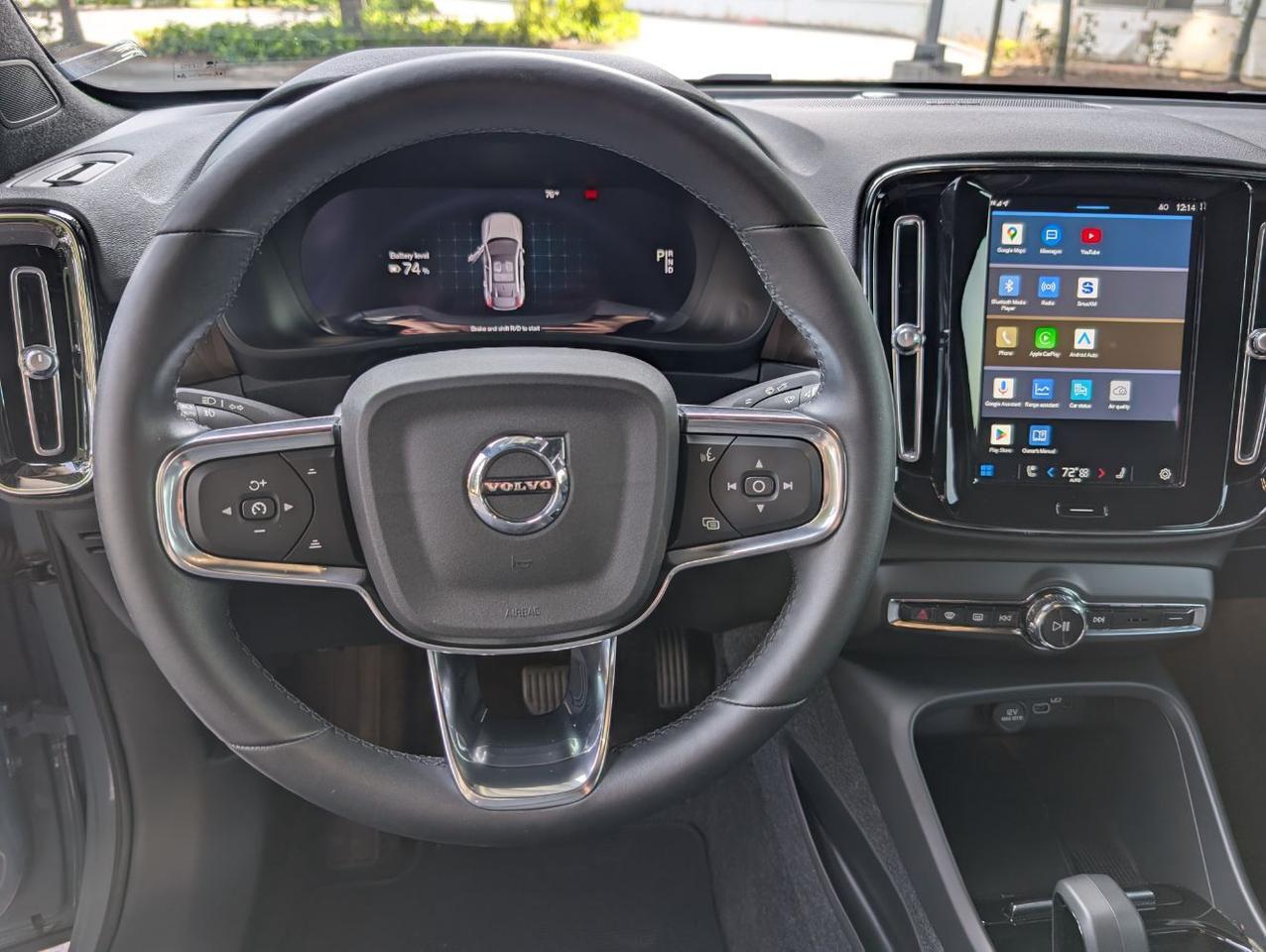 2023 Volvo C40 Recharge Twin-Engine ULTIMATE w/Harman Hardon, Pilot Assist, 360 Cam, 4 Heated Seats & Wheel Portland OR