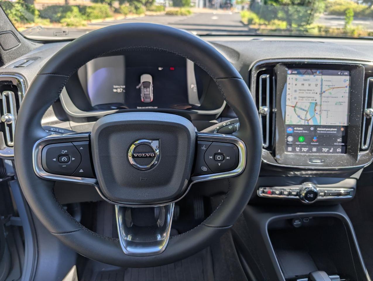 2023 Volvo C40 Recharge Twin Motor ULTIMATE | 402hp, HK Premium Audio, Pilot Assist * Portland OR