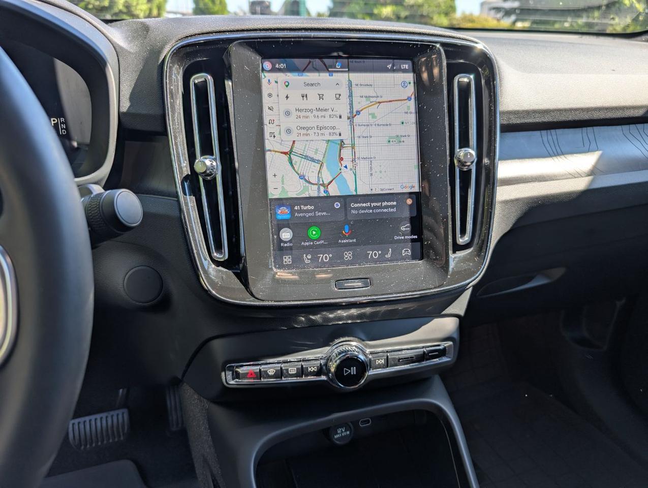 2023 Volvo C40 Recharge Twin Motor ULTIMATE | 402hp, HK Premium Audio, Pilot Assist * Portland OR