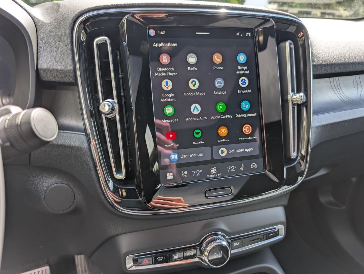 2023 Volvo C40 Recharge Twin Motor ULTIMATE | 402hp, HK Premium Audio, Pilot Assist, 360 Cam, 4 Heated Seats & Wheel Portland OR