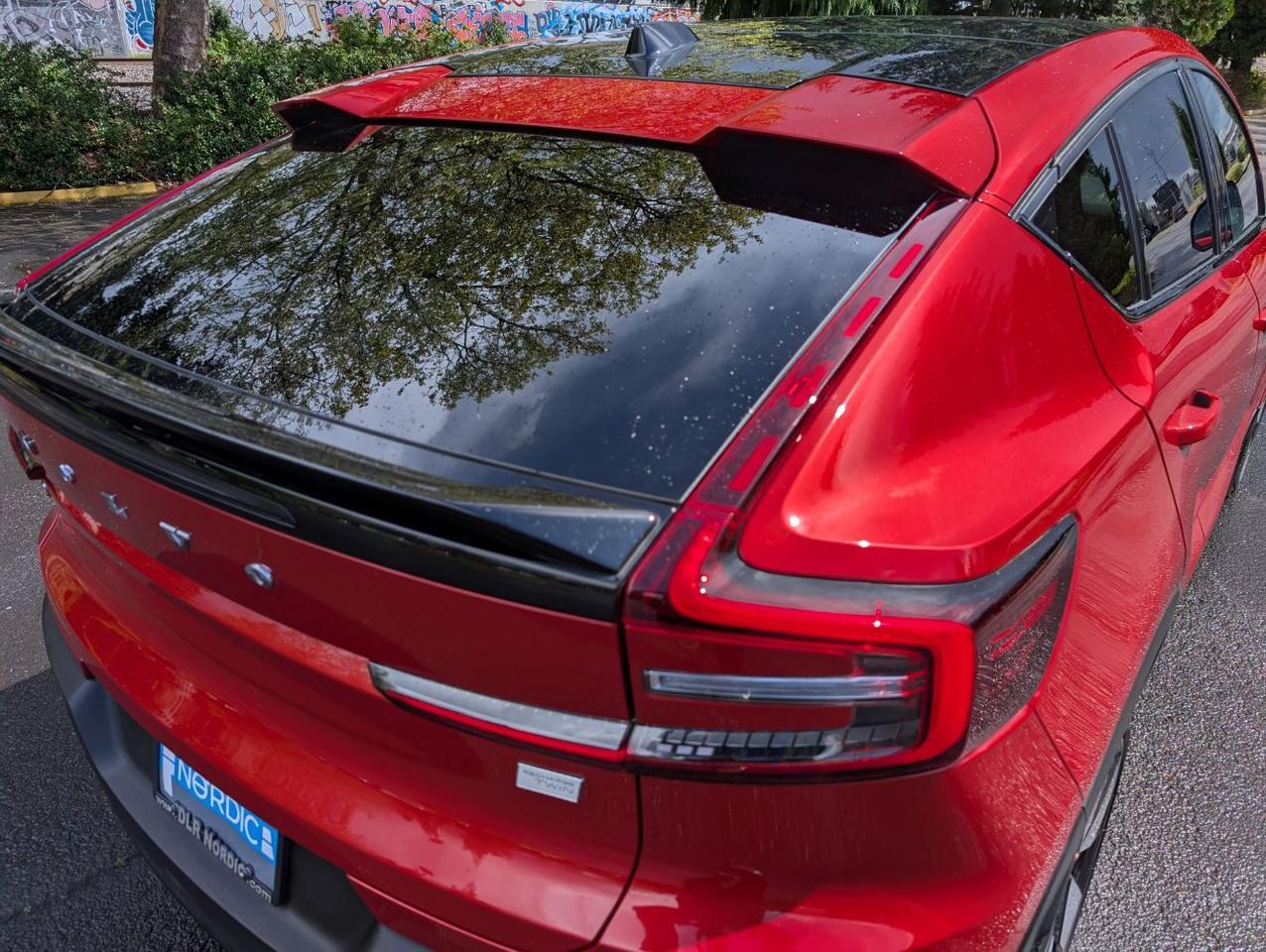 2023 Volvo C40 Recharge Twin Motor ULTIMATE | 402hp, HK Premium Audio, Pilot Assist, 360 Cam, 4 Heated Seats & Wheel Portland OR