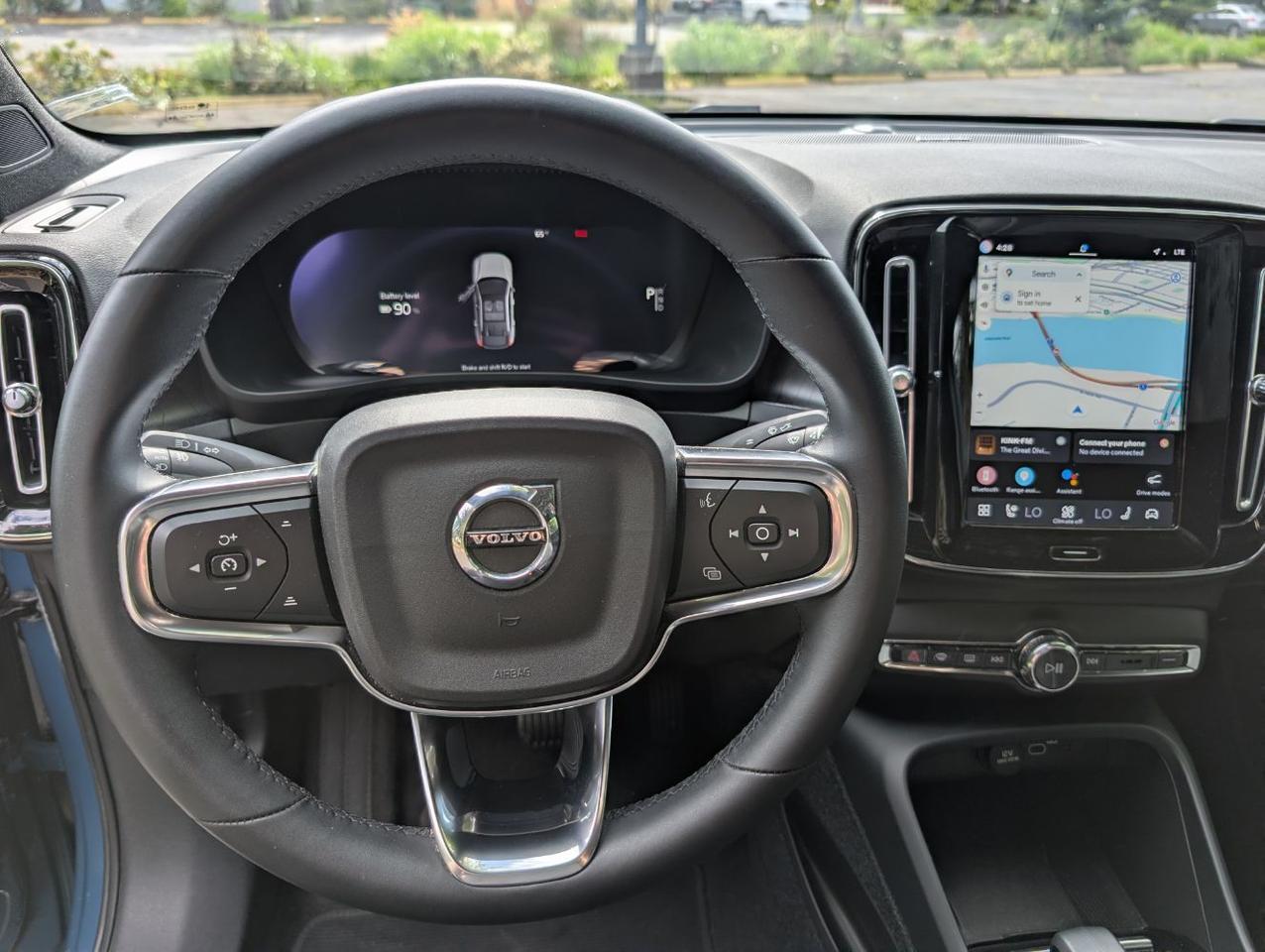2023 Volvo C40 Recharge Twin Motor ULTIMATE | 402hp, HK Premium Audio, Pilot Assist, 360 Cam, 4 Heated Seats & Wheel Portland OR