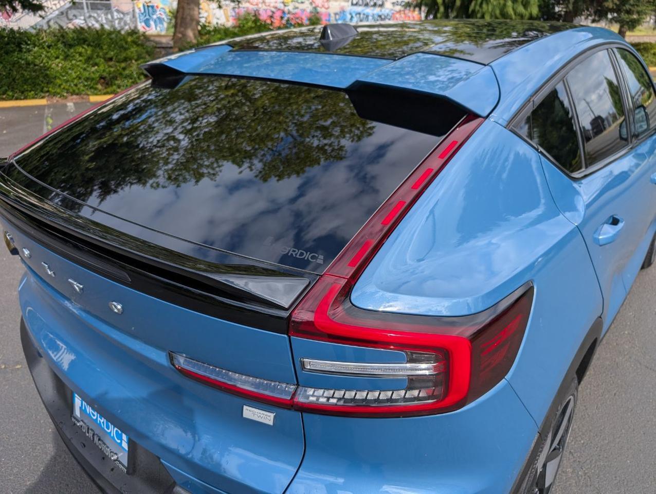 2023 Volvo C40 Recharge Twin Motor ULTIMATE | 402hp, HK Premium Audio, Pilot Assist, 360 Cam, 4 Heated Seats & Wheel Portland OR