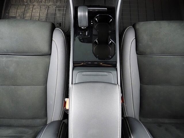 2023 Volvo C40 Recharge Twin Plus AWD *NAVIGATION, SAFETY ALERTS, 360 VIEW CAMERAS, COLOR TOUCHSCREEN, PANORAMA GLASS ROOF, HEATED SEATS, POWER LIFTGATE, 19 INCH ALLOYS, WIRELESS CHARGING Round Rock TX