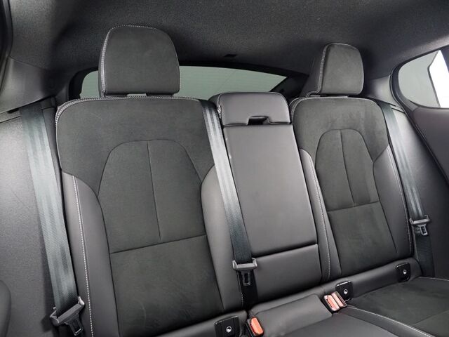 2023 Volvo C40 Recharge Twin Plus AWD *NAVIGATION, SAFETY ALERTS, 360 VIEW CAMERAS, COLOR TOUCHSCREEN, PANORAMA GLASS ROOF, HEATED SEATS, POWER LIFTGATE, 19 INCH ALLOYS, WIRELESS CHARGING Round Rock TX