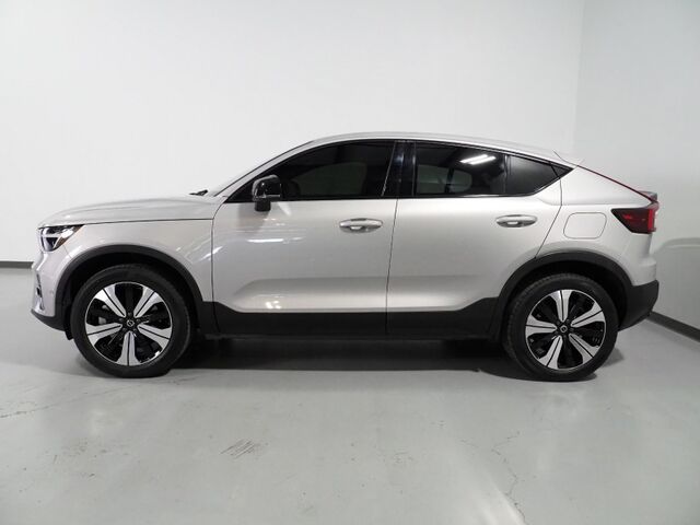2023 Volvo C40 Recharge Twin Plus AWD *NAVIGATION, SAFETY ALERTS, 360 VIEW CAMERAS, COLOR TOUCHSCREEN, PANORAMA GLASS ROOF, HEATED SEATS, POWER LIFTGATE, 19 INCH ALLOYS, WIRELESS CHARGING Round Rock TX