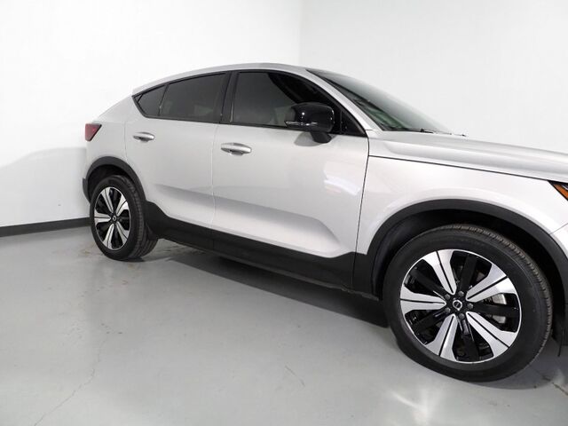 2023 Volvo C40 Recharge Twin Plus AWD *NAVIGATION, SAFETY ALERTS, 360 VIEW CAMERAS, COLOR TOUCHSCREEN, PANORAMA GLASS ROOF, HEATED SEATS, POWER LIFTGATE, 19 INCH ALLOYS, WIRELESS CHARGING Round Rock TX