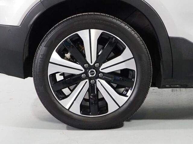 2023 Volvo C40 Recharge Twin Plus AWD *NAVIGATION, SAFETY ALERTS, 360 VIEW CAMERAS, COLOR TOUCHSCREEN, PANORAMA GLASS ROOF, HEATED SEATS, POWER LIFTGATE, 19 INCH ALLOYS, WIRELESS CHARGING Round Rock TX