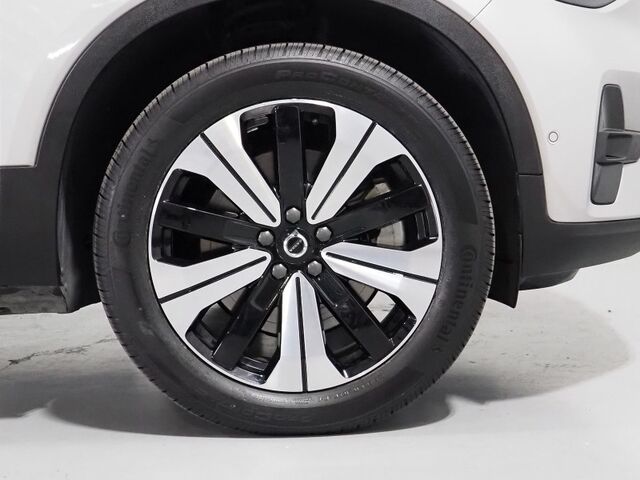 2023 Volvo C40 Recharge Twin Plus AWD *NAVIGATION, SAFETY ALERTS, 360 VIEW CAMERAS, COLOR TOUCHSCREEN, PANORAMA GLASS ROOF, HEATED SEATS, POWER LIFTGATE, 19 INCH ALLOYS, WIRELESS CHARGING Round Rock TX