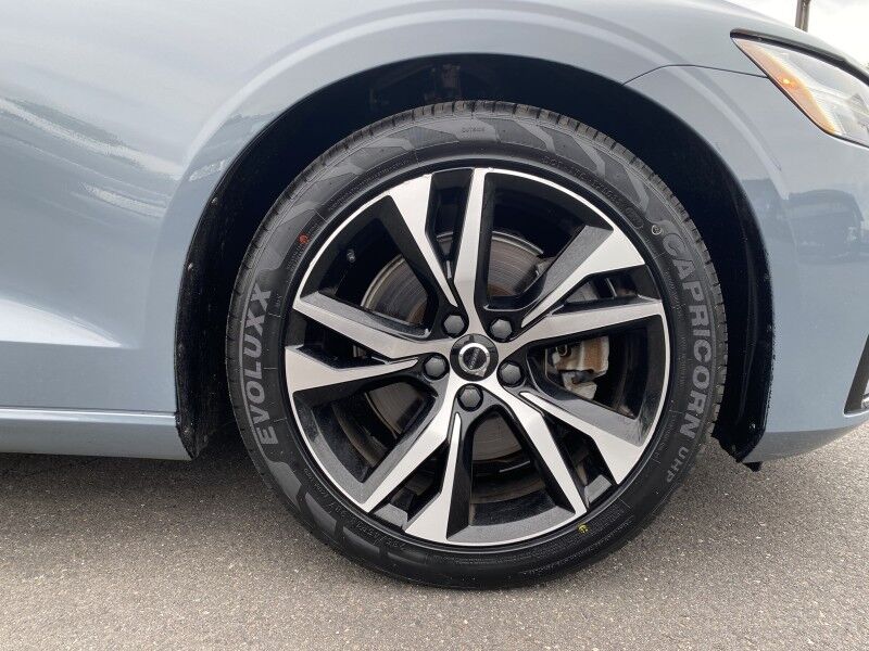 2023 Volvo S60 Core Dark Theme Bristol  PA