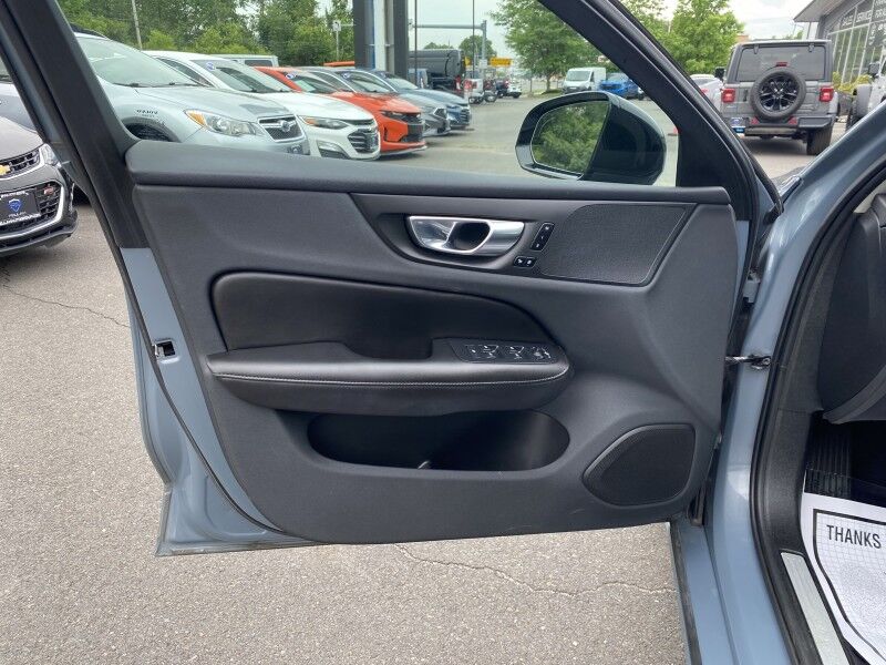 2023 Volvo S60 Core Dark Theme Bristol  PA