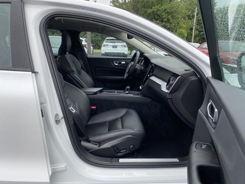 2023 Volvo S60 Core Dark Theme Springfield PA